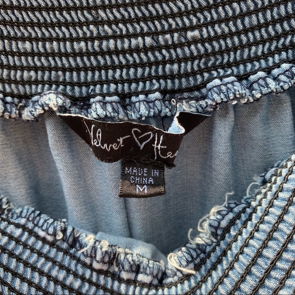 Off-the-shoulder Denim Dress - Picture 5 of 6